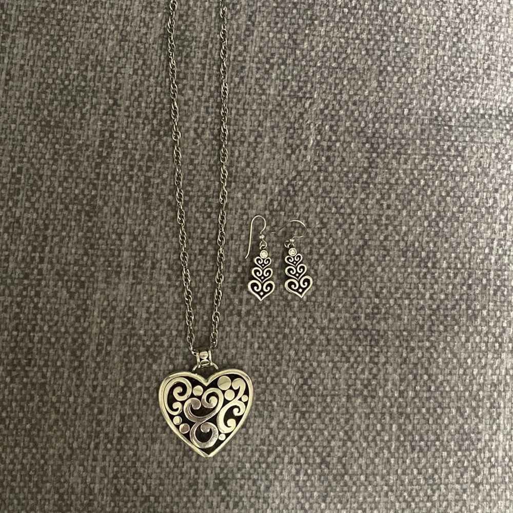 2 set of necklace & earring